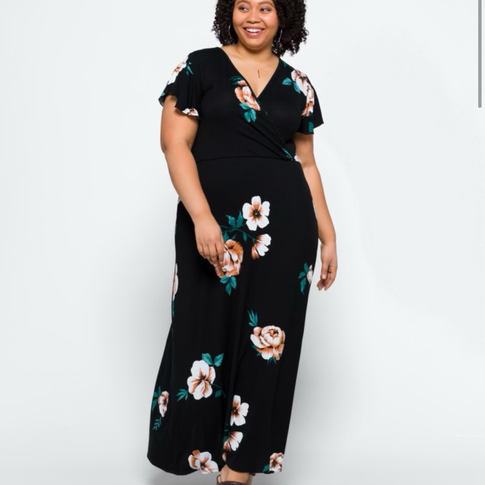 Loveappella Torri Knit Floral Maxi Dress